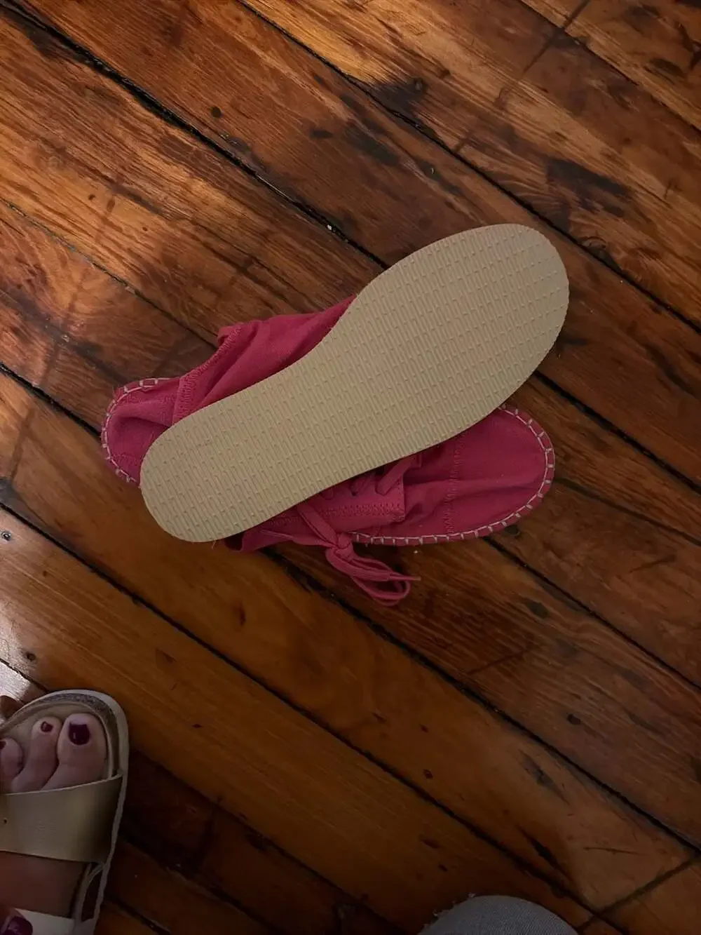 Havaianas Origine Sneaker III Espadrille Lace-Up Canvas Shoes in Fushia Pink